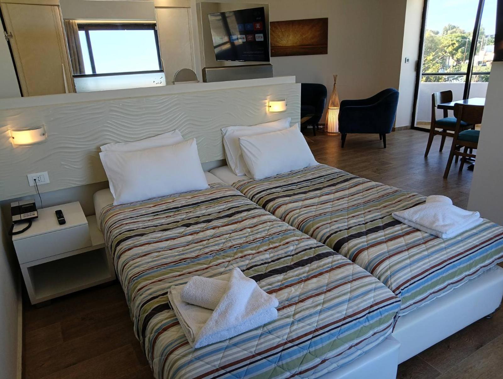 Sunny Days Hotel Иксиа Экстерьер фото