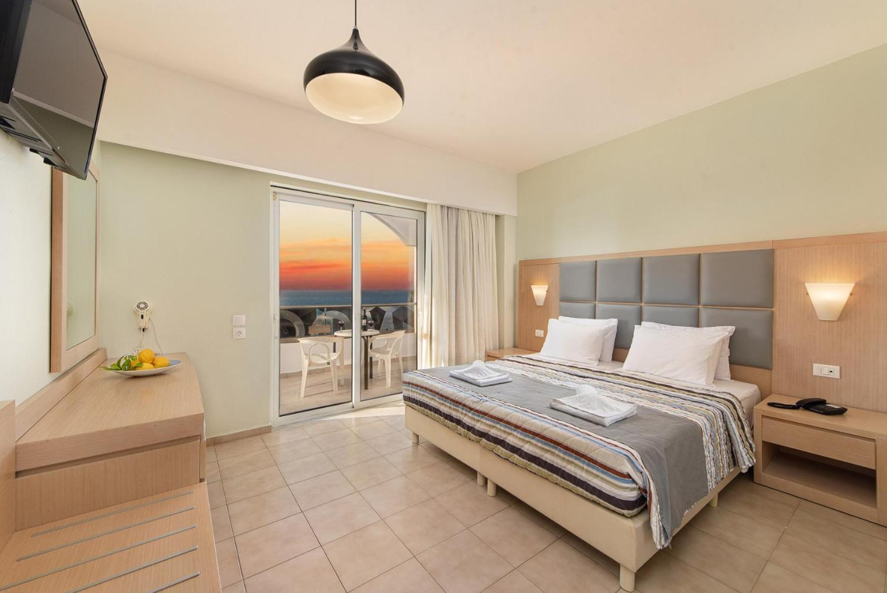 Sunny Days Hotel Иксиа Экстерьер фото